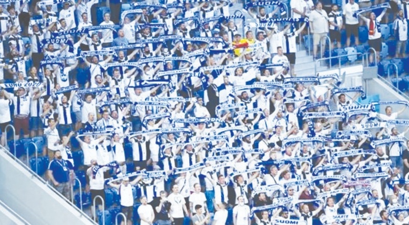 100 Finlandiyalı futbolsever Rusya'dan ülkelerine virüs taşıdı