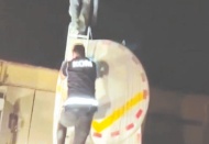 12 bin paket kaçak sigara, beton mikserine gizlendi