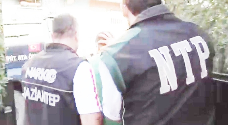 12 hırsızlık şüphelisinden 3'ü tutuklandı