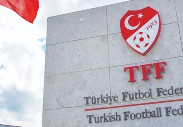 12 kulüp UEFA, 8 kulüp ise ulusal lisans aldı