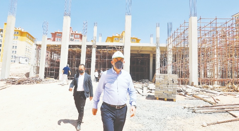 120 pazar tezgahı ve zabıta kontrol odası bulunacak