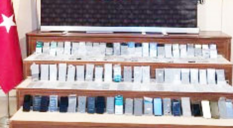 124 adet gümrük kaçağı telefon yakalandı