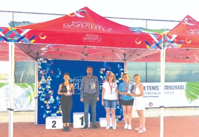 14 kategoride 102 sporcu yarıştı