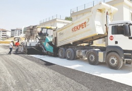 15 Temmuz Mahallesi’nde asfalt çalışması başladı