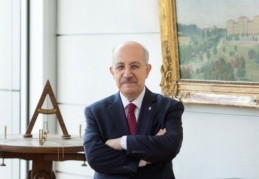 “Kariyerinizi yetenek ve ilgilerinizin farkında olarak şekillendirin”