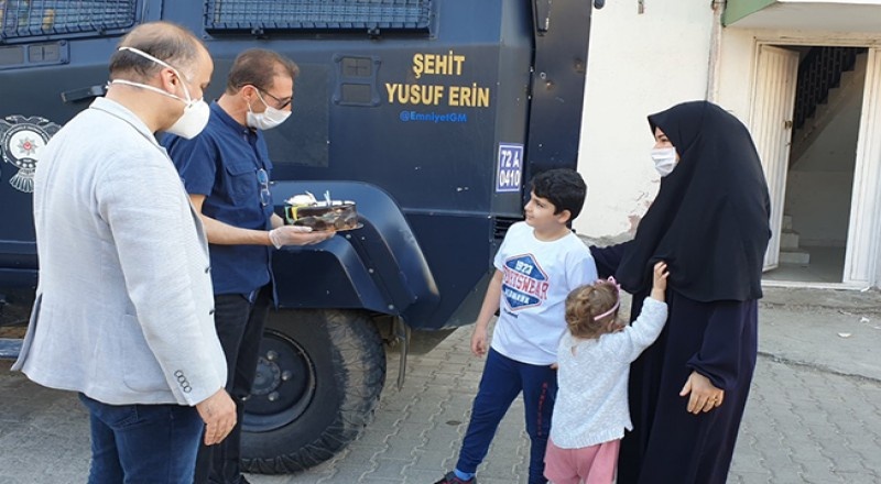 IŞID şehidinin çocuğuna doğum günü sürprizi