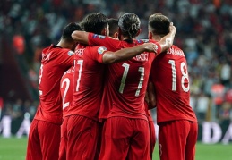 Uluslararası organizasyonlar 2021 sonuna kadar askıya alınmalı