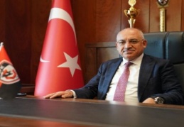 Stadyumları doldurmak için biraz daha evde kalmalıyız