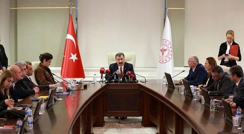 Ekmek ve pide sıralarında maske takın