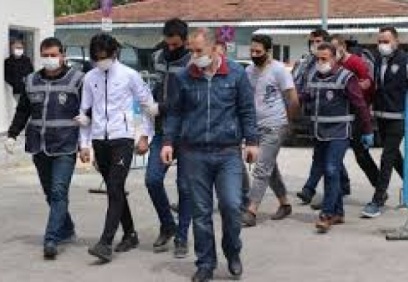 Silahlı soygunda 2 tutuklama