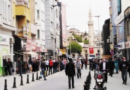 Sokaklar şimdiden “normalleşti"