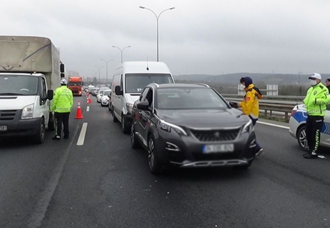 15 ile giriş çıkışlar 15 gün daha yasak!