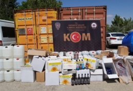 Bin 500 litre sahte alkol ele geçirildi