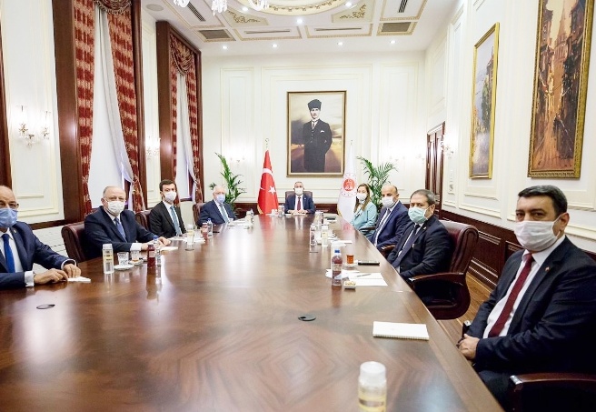 Adalet Bakanı Gül’ü ziyaret ettiler