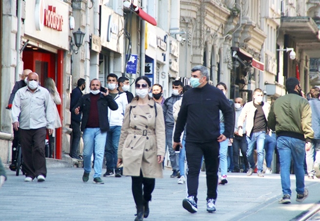 Günlük yeni vaka sayısının 2 bini aşması halinde yasaklar tekrar gündeme gelebilir