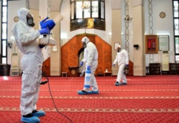 16 Mart’ta kapatılan camilerin cuma günü kapıları tekrar açılıyor