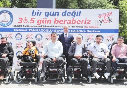 2 bin 927 engelli vatandaşa manuel ve akülü tekerlekli sandalye dağıtıldı
