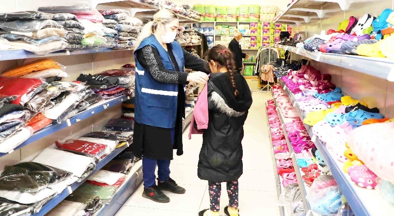 20 bin 100 dar gelirliye bayramı öncesi yardım paketleri dağıtıldı