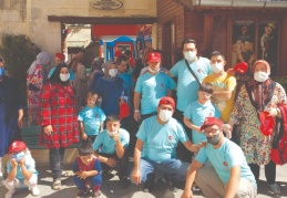 20 down sendromlu, aileleriyle Gaziantep’i gezdi