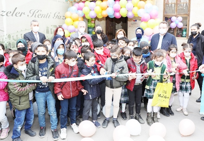 200 köyde, 250 kaynak kişiyle görüşüldü, 45 masal derlendi