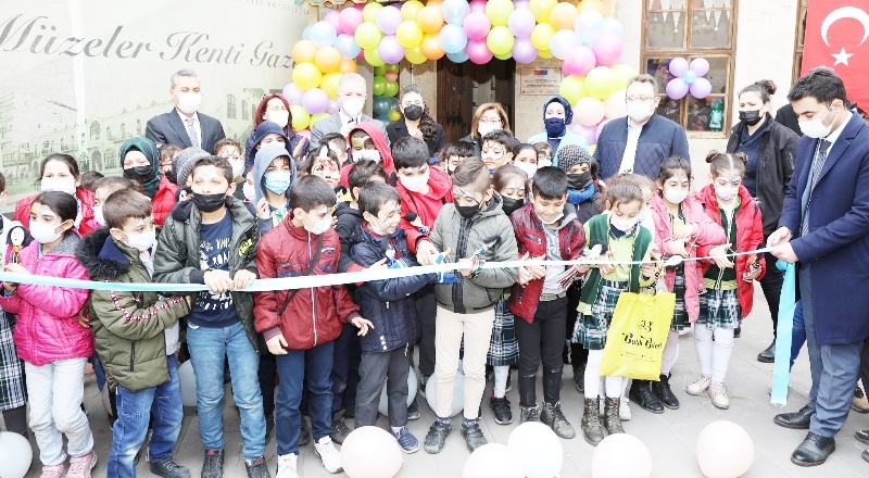 200 köyde, 250 kaynak kişiyle görüşüldü, 45 masal derlendi