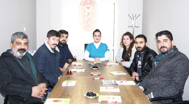 2022 yılı sonuna kadar kedi ve köpeklere mikroçip takacağız