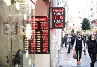 2022'de Türkiye siyasetinin rotasını ekonomi belirleyecek