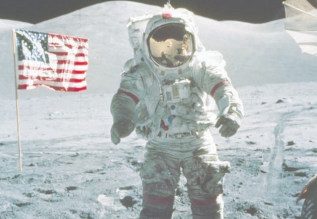 2024'te Ay'a insanlı iniş mümkün değil
