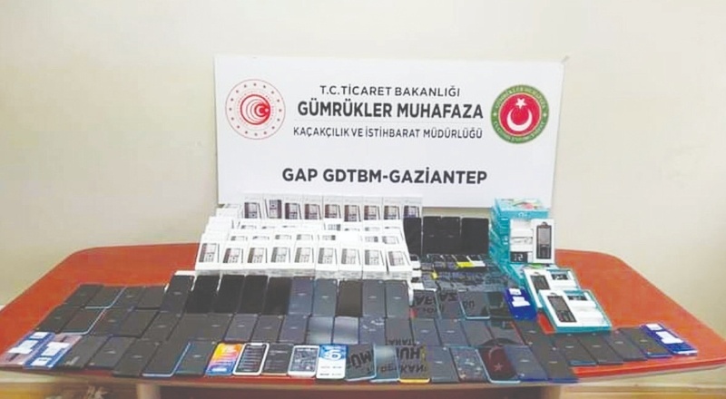 214 adet kaçak cep telefonu yakalandı