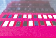 22 adet kaçak cep telefonu ele geçirildi