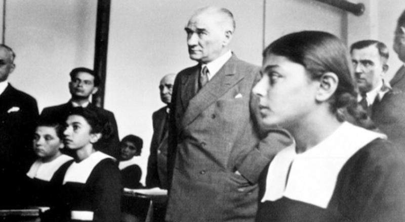 23 Nisan bütün yurtta Covid-19 gölgesinde kutlanıyor