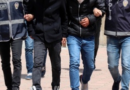24 Emniyet mensubu gözaltına alındı