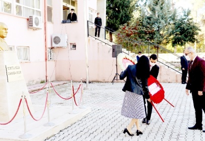 24 Kasım Öğretmenler Günü törenle kutlandı