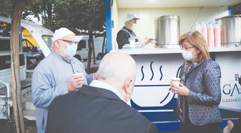 25 ayrı çeşmeden çorba dağıtılıyor