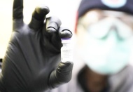  2,8 milyon doz BionTech aşısı Türkiye’ye getirilerek bakanlığın depolarına yerleştirildi