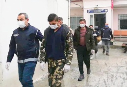 3 Afgan mülteci yakalandı