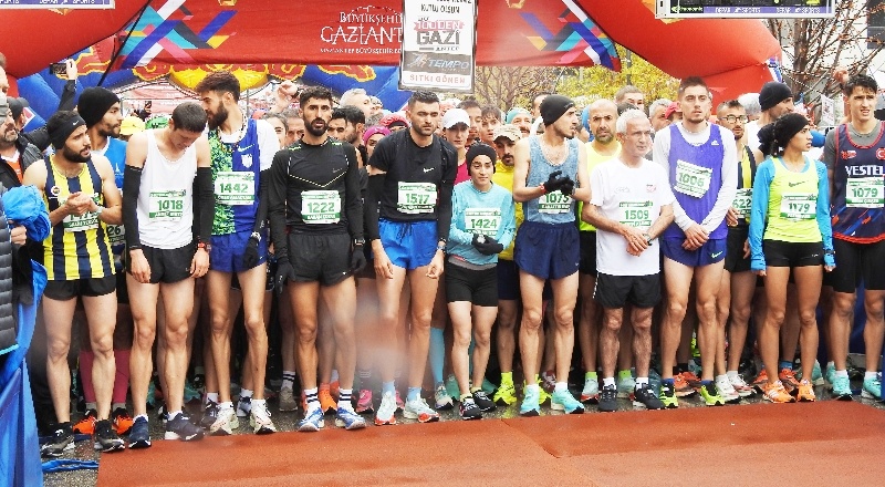 3. Gazi Yarı Maratonu koşuldu