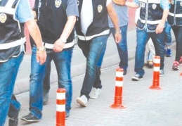 3 ilde düzenlenen FETÖ operasyonunda 12 zanlı gözaltına alındı