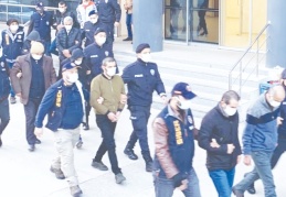 3 ilde siber dolandırıcılık operasyonunda 43 gözaltı
