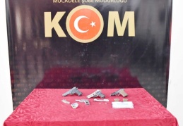 3 silah kaçakçısı yakalandı