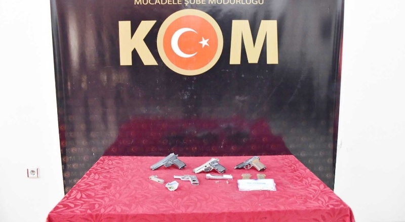 3 silah kaçakçısı yakalandı
