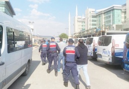 3 şüpheliden biri tutuklanırken iki kişi ise serbest bırakıldı