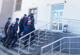 300 bin liralık demir çit çalan şüphelileri, jandarma yakaladı