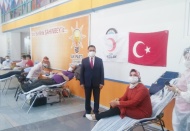 300 ünite kan bağışında bulundular