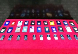 33 adet kaçak cep telefonu ele geçirildi