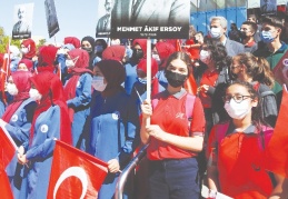 35 bin öğrenci 'Akif' filmini izleyecek