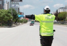 386 sürücüye trafik cezası kesildi