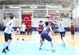 3x3 basketbol ve ayak tenisi turnuvaları düzenledi