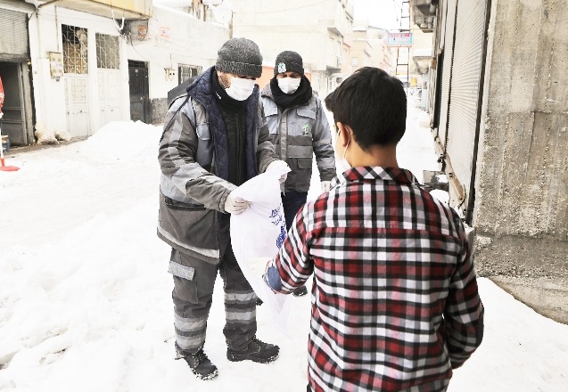 4 bin aileye gıda yardımı yapıldı