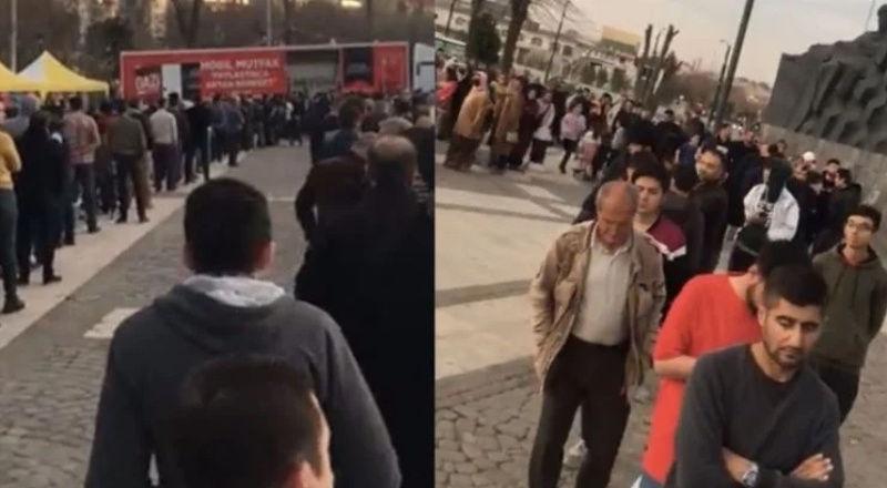 4 bin kişi, iftar yemeği için sıraya girdi